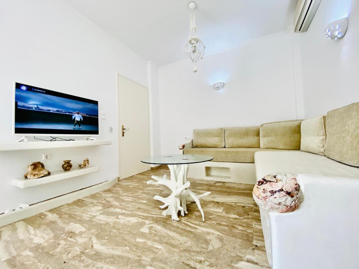 Deluxe Studios & Suites Ageri-Milos Adamantas  Dış mekan fotoğraf