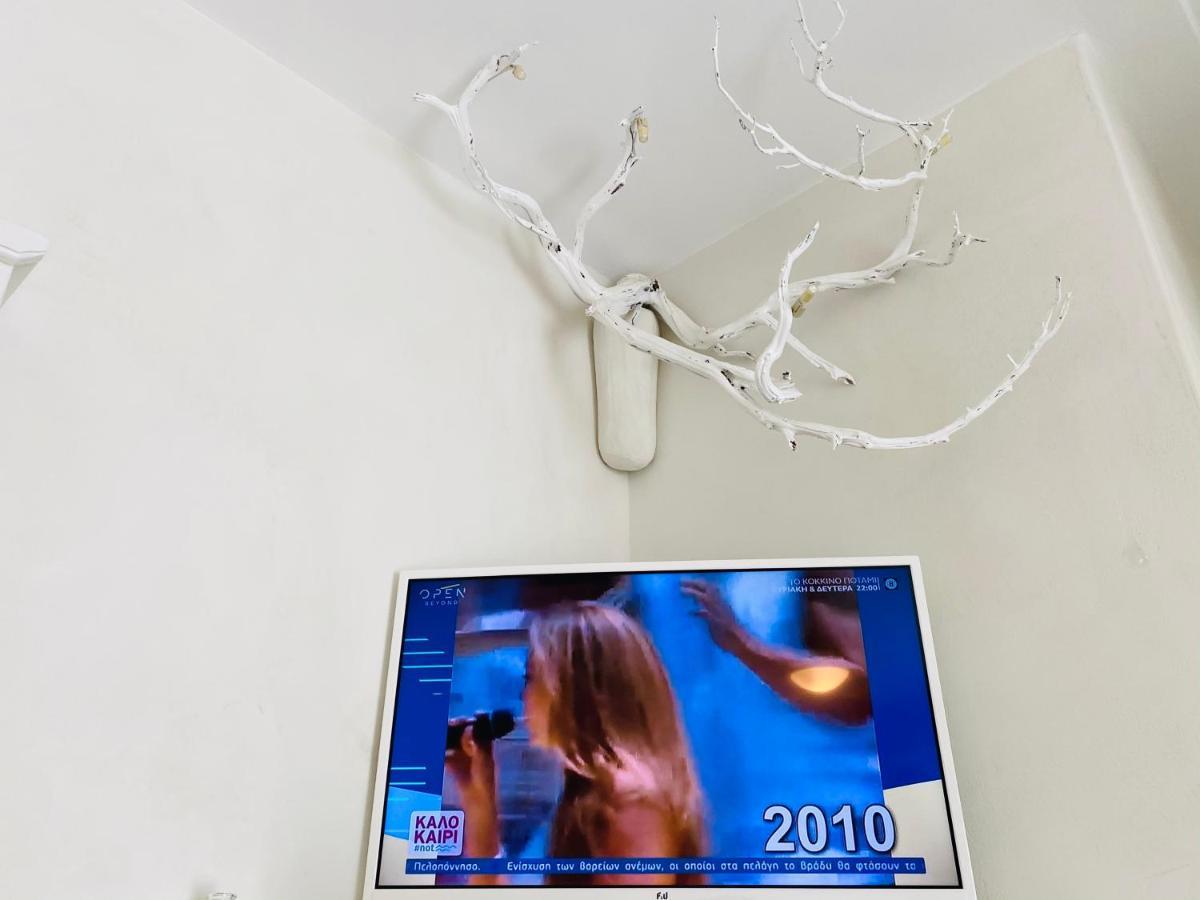 Deluxe Studios & Suites Ageri-Milos Adamantas  Dış mekan fotoğraf